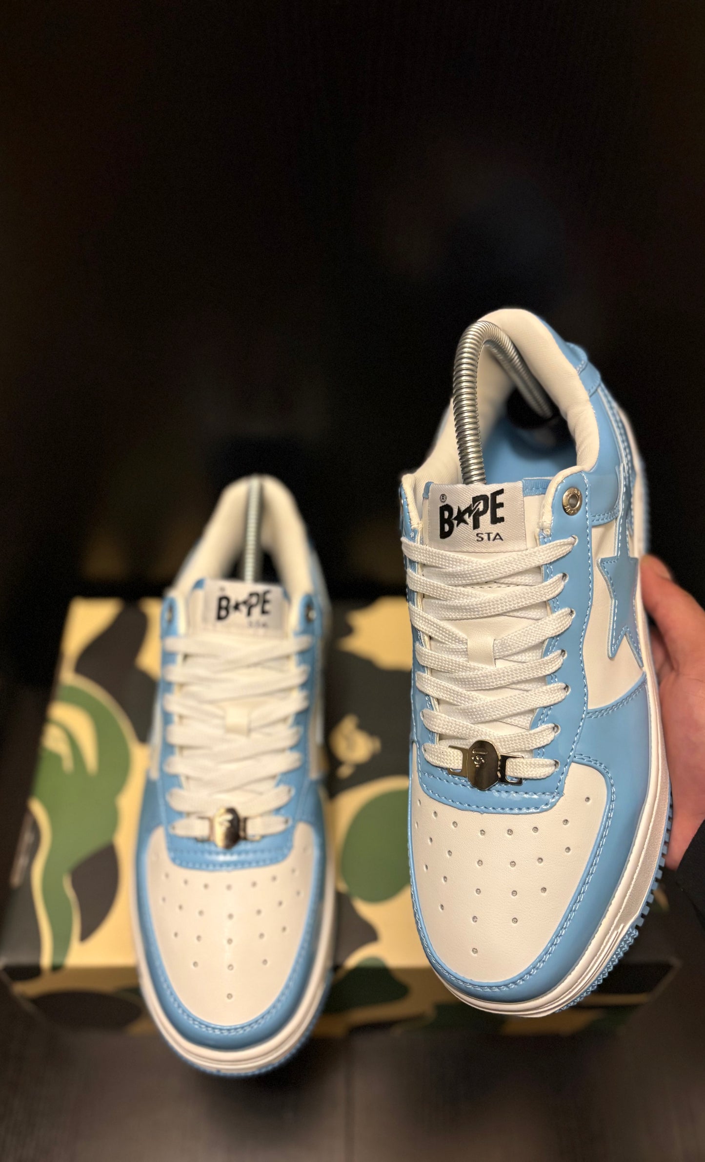B*pestas Blue/White