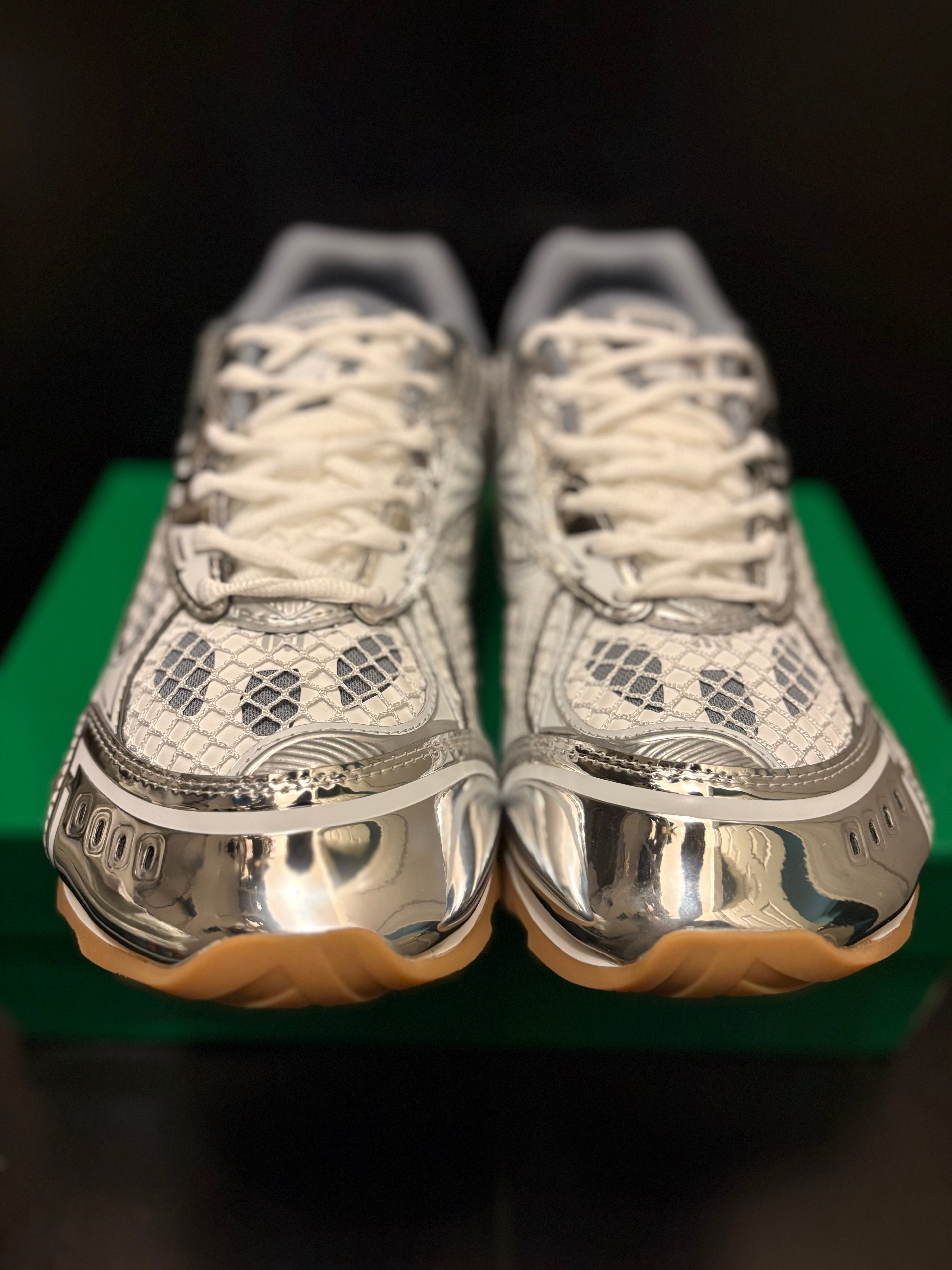 Bottega V (White/Brown)