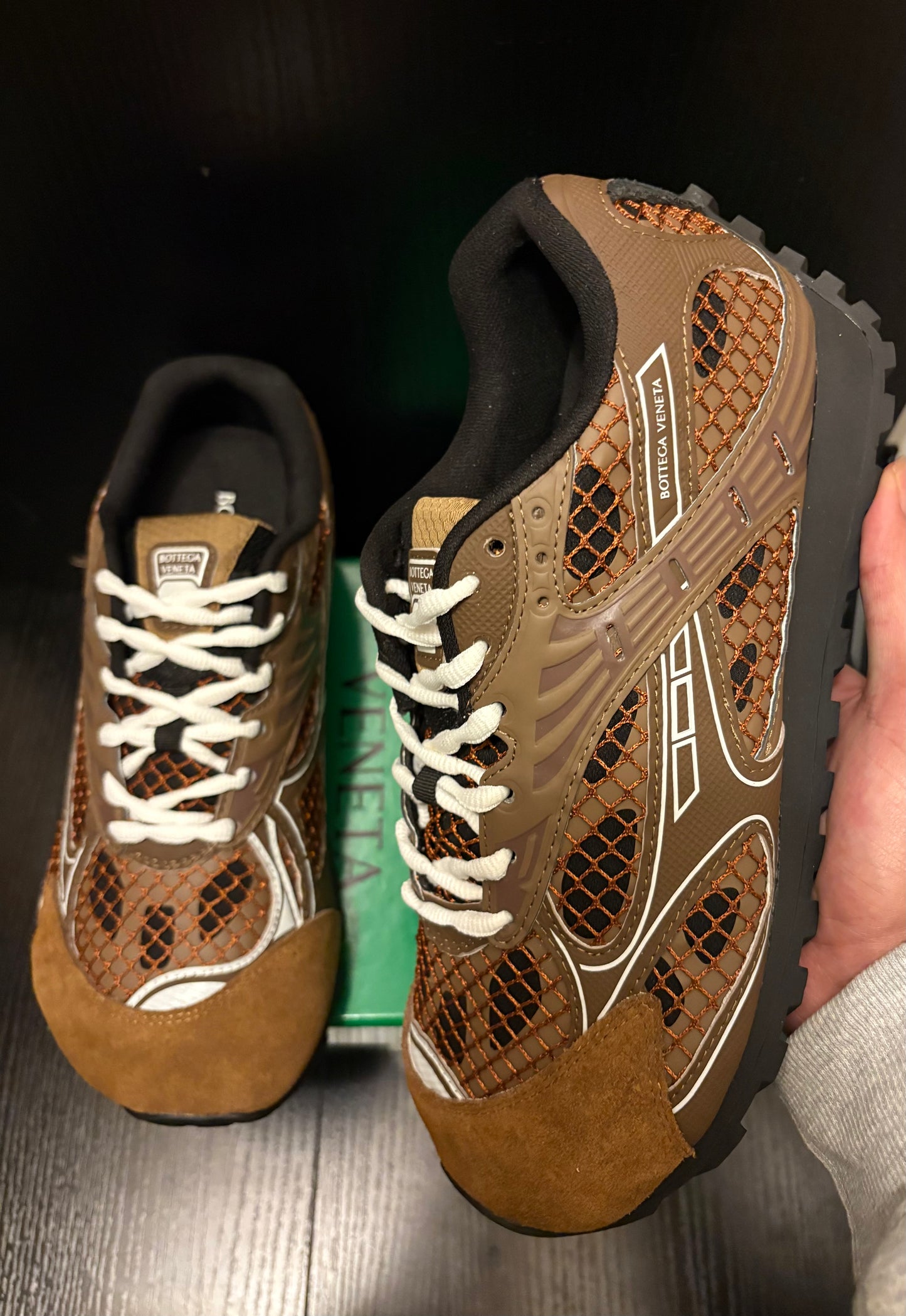 B*ttega Orb*t (Brown/Pine Cone)